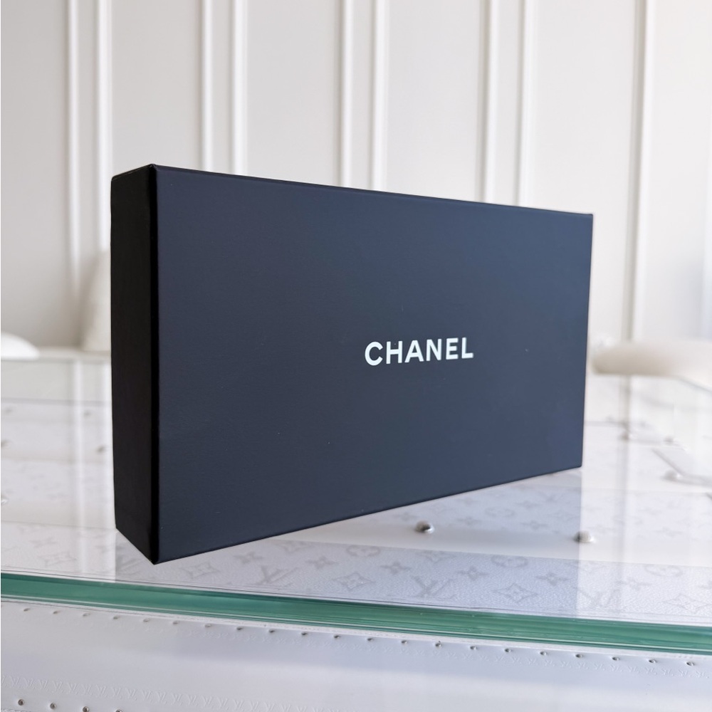CHANEL ⭐️ Empty Flat Accessories Gift Storage Box